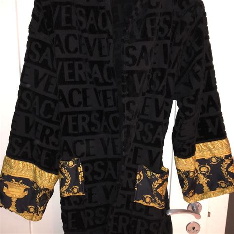 versace morgenkåpe|Versace pants for women.